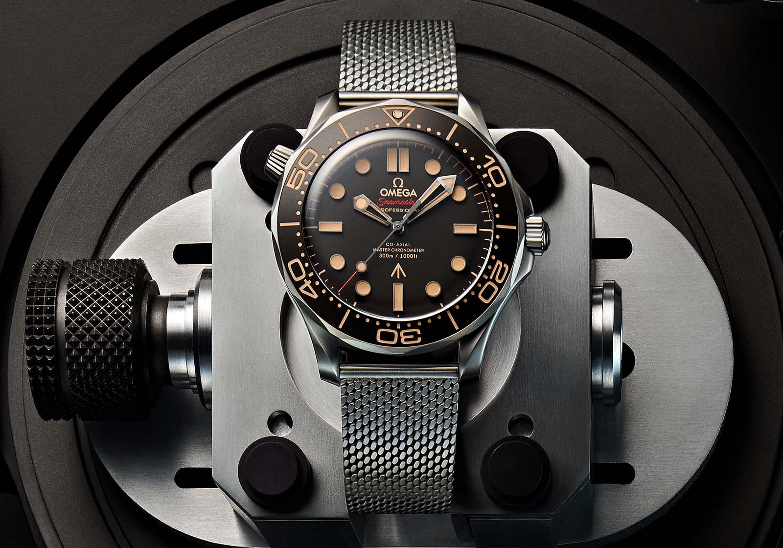 OMEGA Seamaster 300M '007 Edition James Bond "No Time to Die" 210.90.42.20.01.001