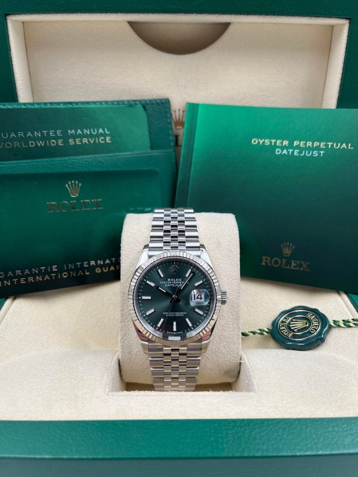 Automatic Rolex Steel Datejust 41mm –  126334-0028