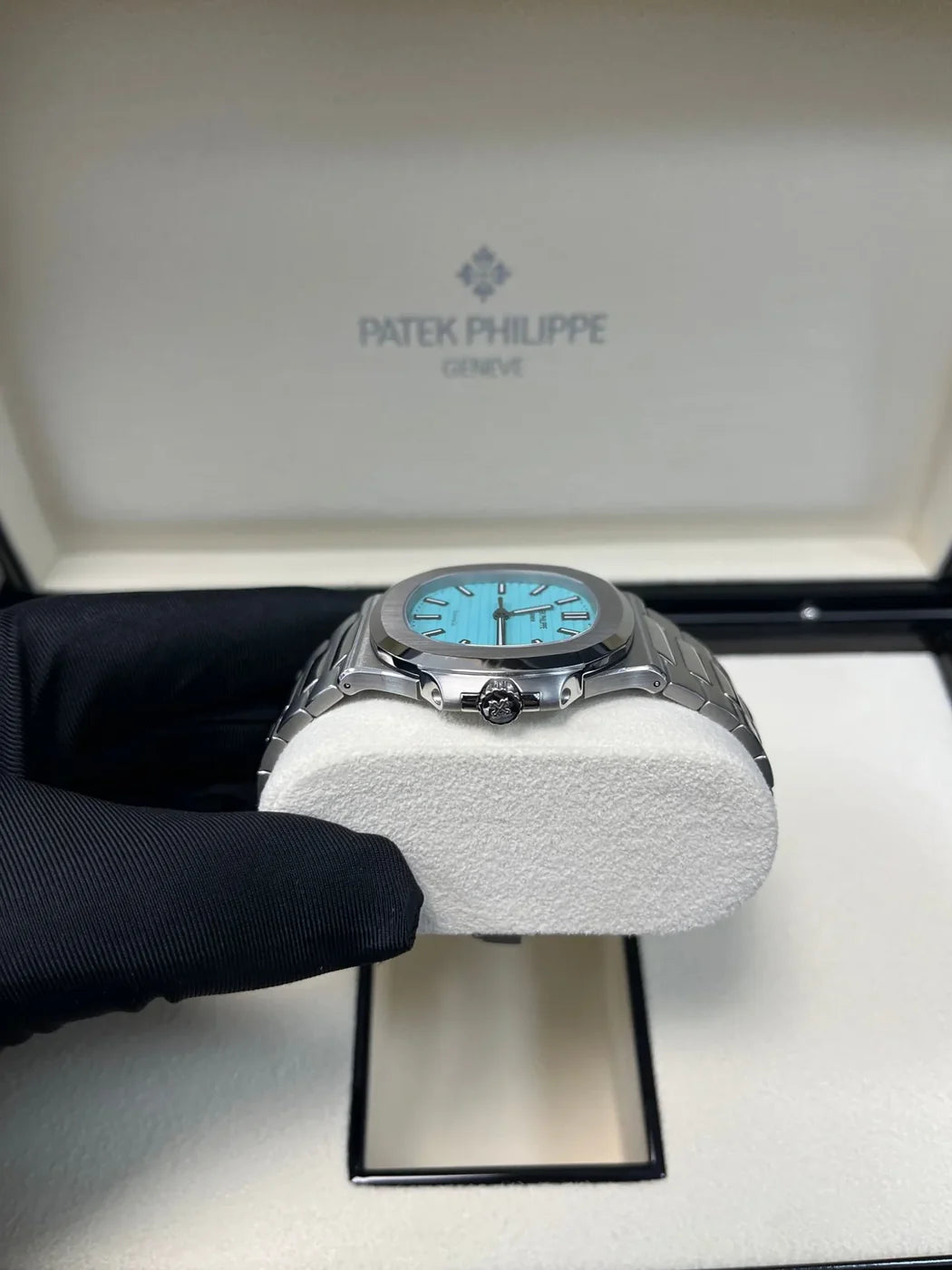 Patek Philippe Nautilus 5711 Blue Tiffany Dial