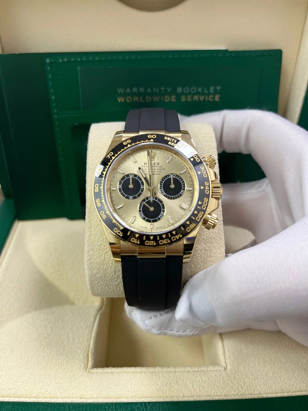 Rolex Daytona Golden And Black Index Dial Oysterflex Strap 126518ln
